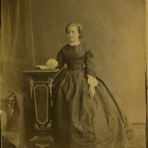 Cópia de 112 copiar PB (Copy) D. Isabel c. 1870.
Créditos: Joaquim Insley Pacheco (ca. 1830 - 1912)
Domínio público.