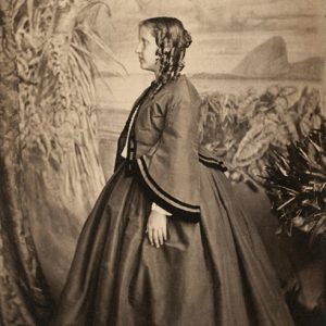 PRINCESA ISABEL INTEIRA PB (Copy) D. Isabel menina, c. 1863. Rio de Janeiro. Joaquim Insley Pacheco / Acervo IMS